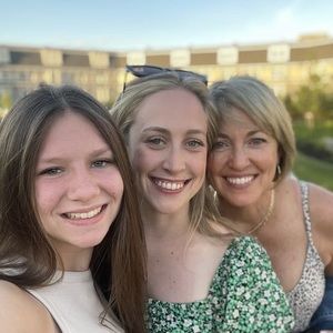 Meet your Posher, Kelly